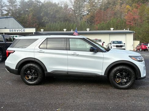 New 2026 Ford Explorer Tremor w/ Tremor Ultimate Package AWD/4WD image 3