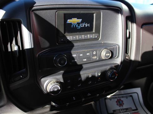 Used 2015 Chevrolet Silverado 2500 W/T AWD/4WD image 13