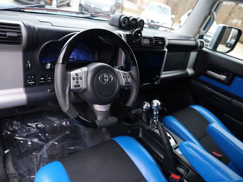 Used 2007 Toyota FJ Cruiser 4WD image 15