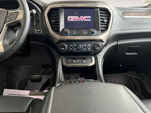 Used 2023 GMC Acadia Denali w/ Denali Technology Package image 8