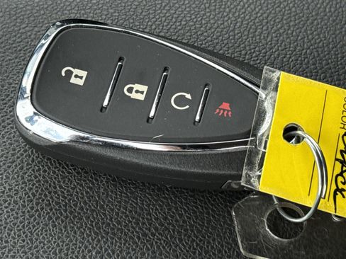 Certified 2024 Chevrolet Trax LT w/ Driver Confidence Package image 44