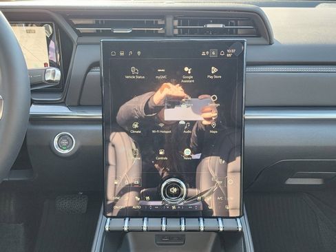 New 2026 GMC Terrain Elevation w/ Elevation Premium Package image 28