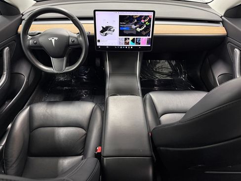Used 2018 Tesla Model 3 Long Range RWD image 11