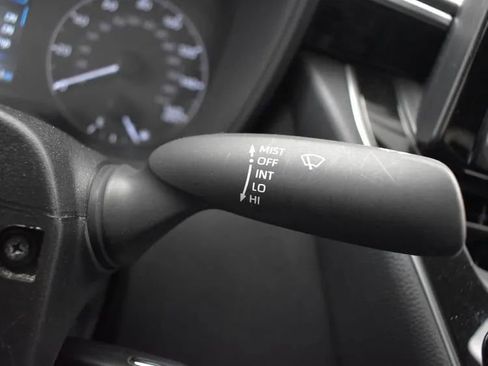 Used 2025 Toyota Corolla LE image 25