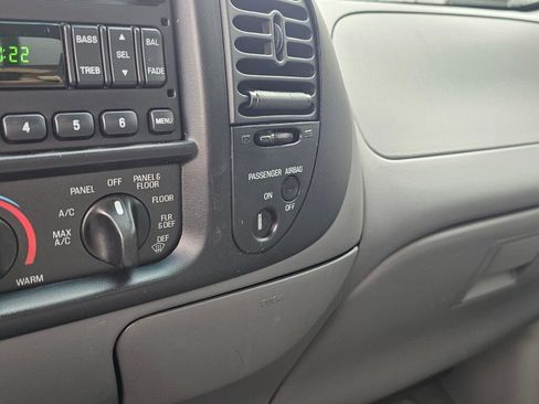 Used 2004 Ford F150 Lightning RWD image 24