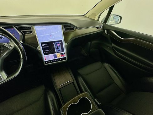 Used 2016 Tesla Model X 90D AWD/4WD image 11