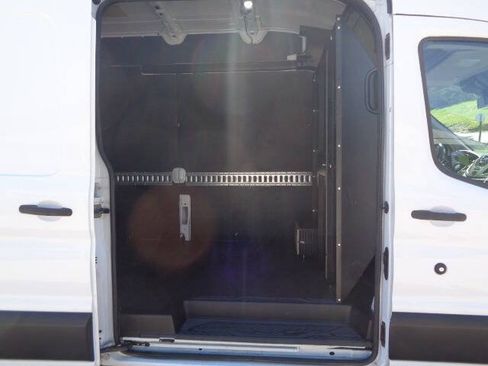 Used 2019 Ford Transit 250 148 High Roof RWD image 9