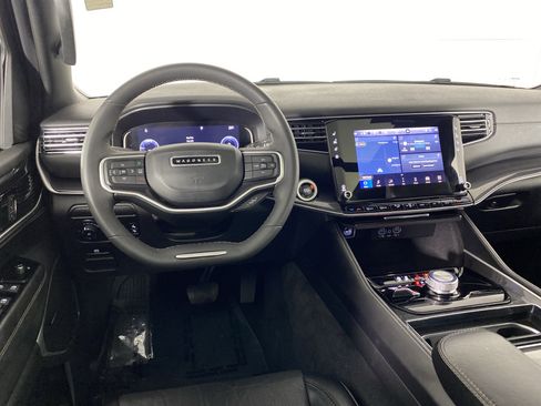 Used 2022 Jeep Wagoneer Series I w/ Premium Group I image 38