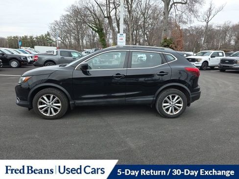 Used 2017 Nissan Rogue Sport SV w/ SV All-Weather Package image 4