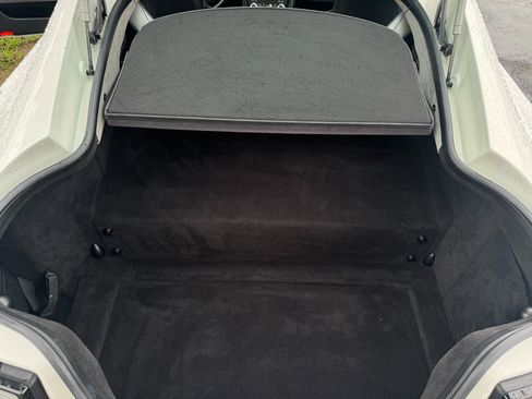 Used 2015 Aston Martin V8 Vantage GT image 37