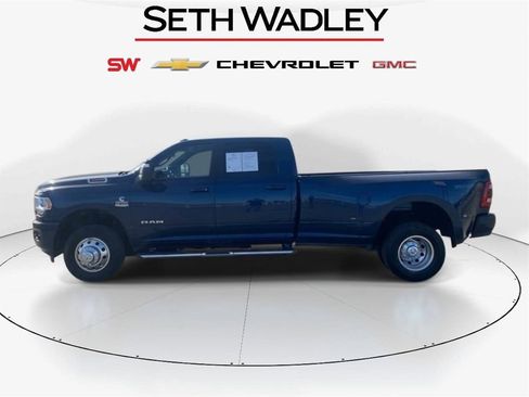 Used 2024 RAM 3500 Big Horn w/ Sport Appearance Package image 2
