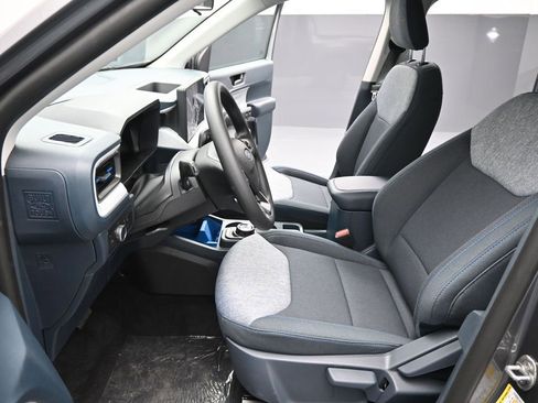 New 2026 Ford Maverick XLT image 8