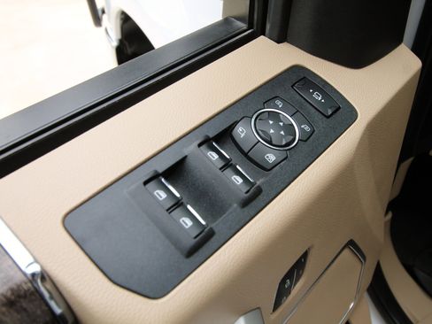 Used 2019 Ford F350 Lariat w/ Lariat Ultimate Package AWD/4WD image 20