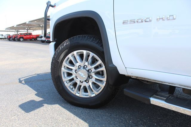 Used 2020 Chevrolet Silverado 2500 High Country w/ Z71 Off-Road Package AWD/4WD image 10