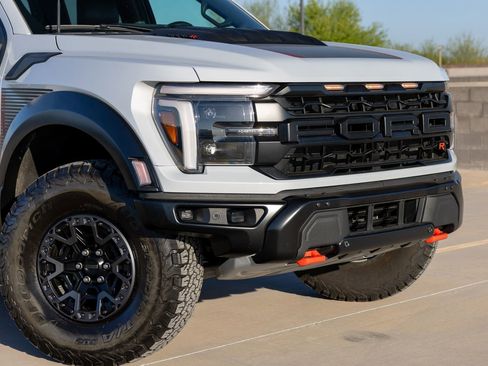 Used 2025 Ford F150 Raptor w/ Equipment Group 803A Raptor R image 4