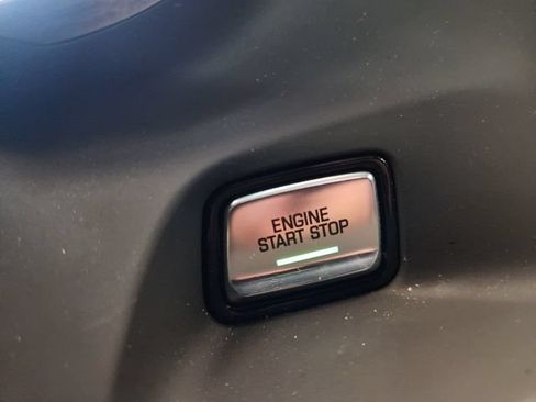 Used 2019 Chevrolet Camaro ZL1 RWD image 8
