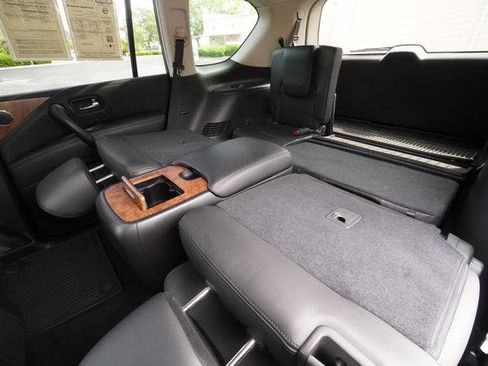 Used 2023 Nissan Armada SL w/ Captain's Chairs Package RWD image 30