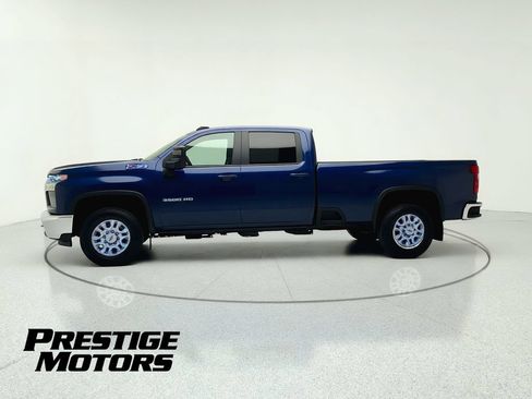 Used 2022 Chevrolet Silverado 3500 LT w/ Convenience Package AWD/4WD image 4