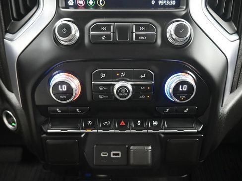 Used 2021 GMC Sierra 1500 Elevation AWD/4WD image 20