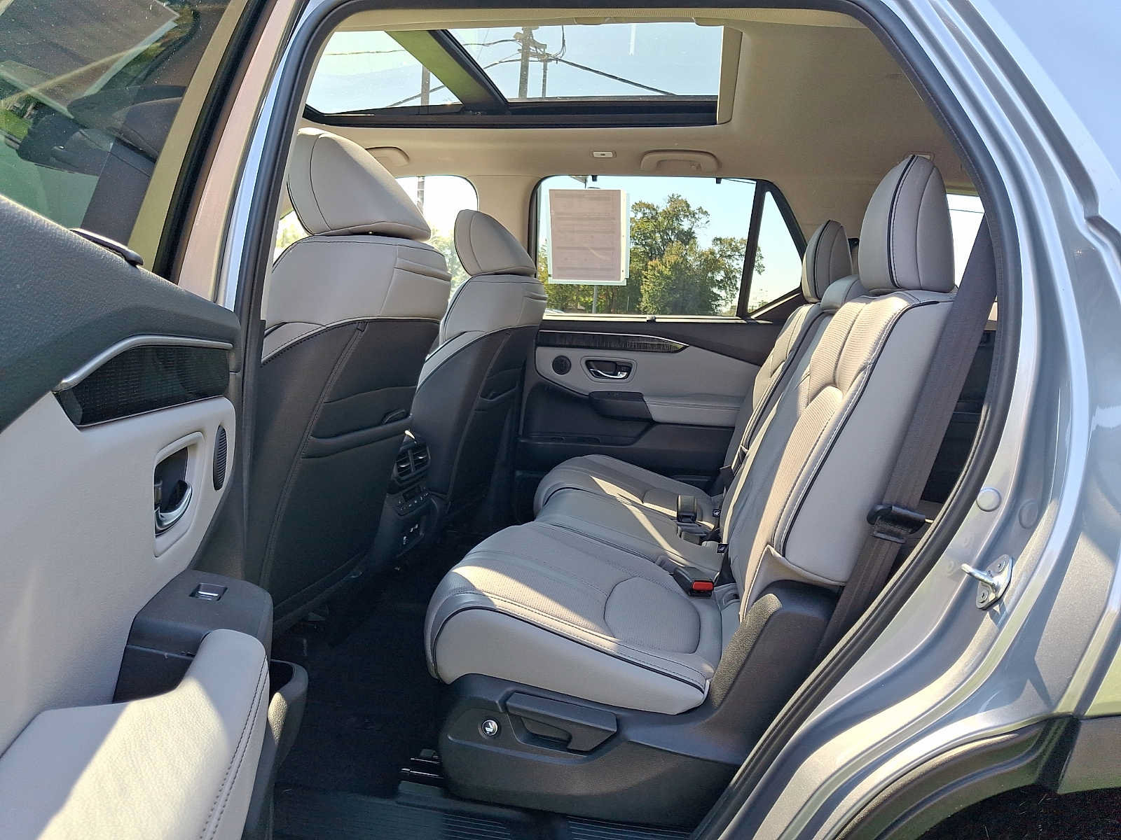 Certified 2023 Honda Pilot Elite image 10