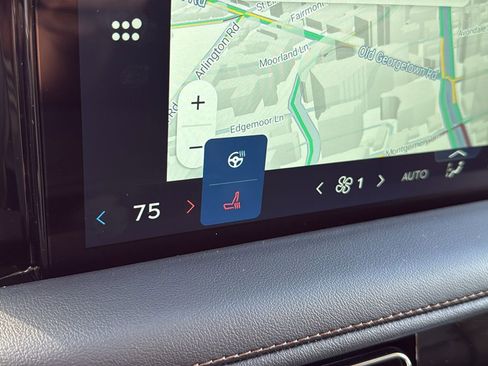 New 2026 Lincoln Aviator AWD image 24