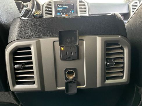 Used 2016 Ford F150 Lariat w/ Equipment Group 501A Mid image 25