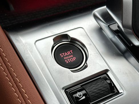 Used 2026 Jaguar F-PACE R-Dynamic S image 33