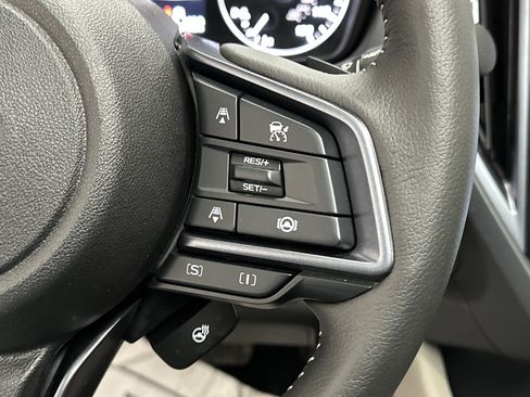 Used 2025 Subaru Forester Limited w/ Popular Package #2 image 28