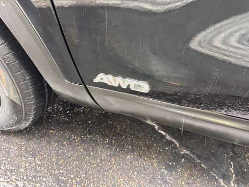 Used 2016 Kia Sorento LX w/ LX Convenience Package image 16