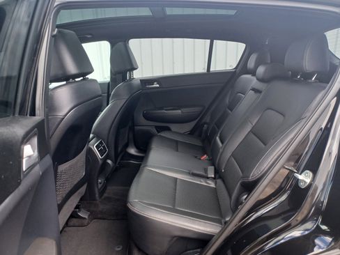 Used 2021 Kia Sportage AWD Nightfall Edition image 12
