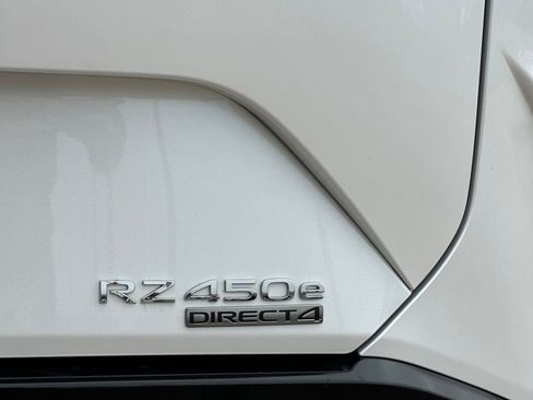Used 2023 Lexus RZ 450e Premium image 35