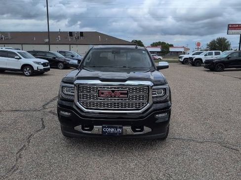 Used 2018 GMC Sierra 1500 Denali w/ Denali Ultimate Package AWD/4WD image 16