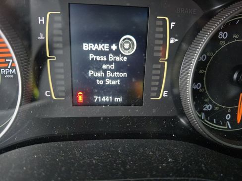 Used 2019 Jeep Cherokee Latitude Plus image 14