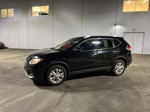 Used 2015 Nissan Rogue SV w/ SV Moonroof Package AWD/4WD image 1