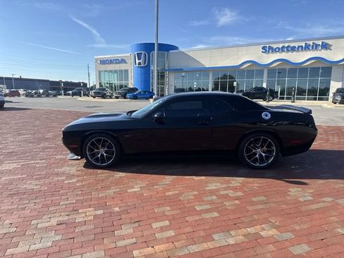 Used 2019 Dodge Challenger R/T w/ Plus Package RWD image 3