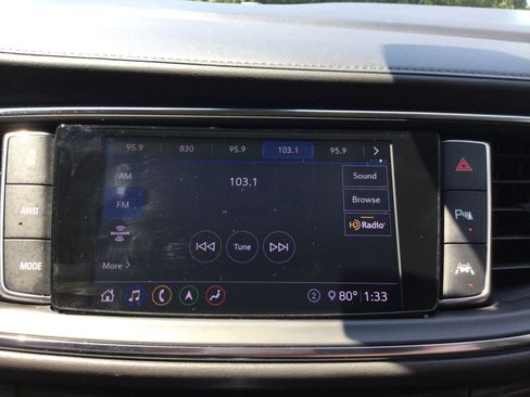 Used 2021 Buick Enclave Avenir w/ Avenir Technology Package AWD/4WD image 19