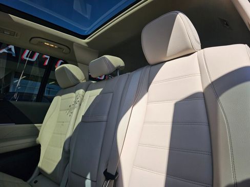 Used 2020 Mercedes-Benz GLS 450 4MATIC image 18