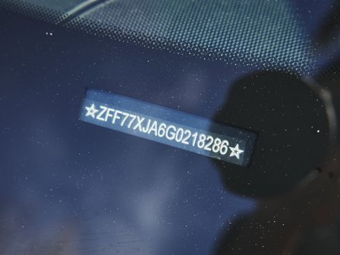 Used 2016 Ferrari California T image 11