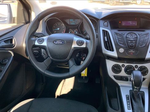 Used 2012 Ford Focus SE image 5