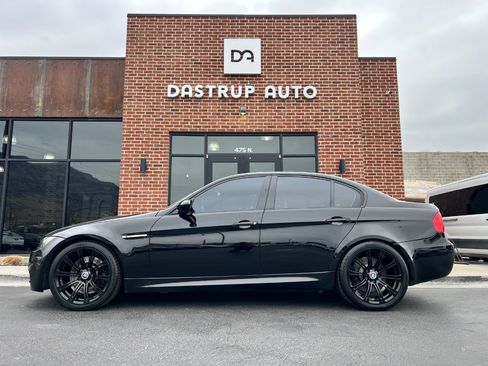 Used 2009 BMW M3 Sedan image 3