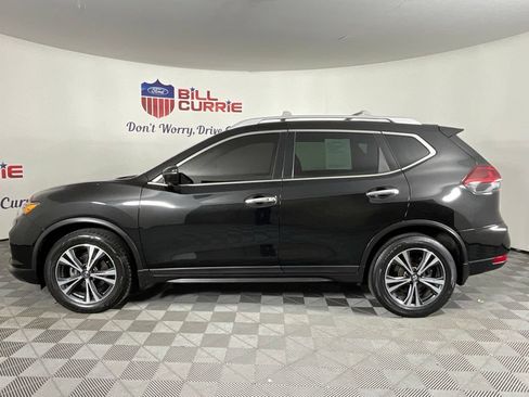 Used 2019 Nissan Rogue SV w/ Premium Package FWD image 6