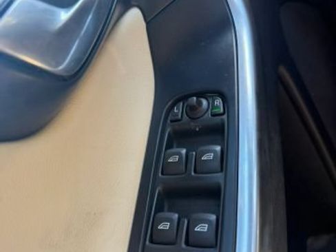 Used 2016 Volvo XC60 T5 Premier w/ Proximity Package AWD/4WD image 22