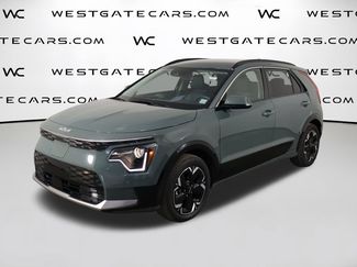 Used 2023 Kia Niro Wind FWD 360° Tour