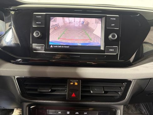 Certified 2024 Volkswagen Taos S FWD image 16