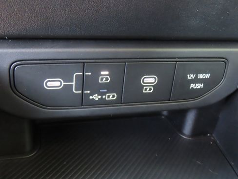 Certified 2025 Kia K4 LXS image 6