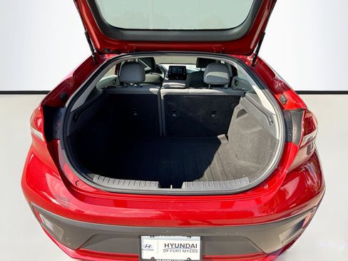 Used 2020 Hyundai Ioniq Blue image 12