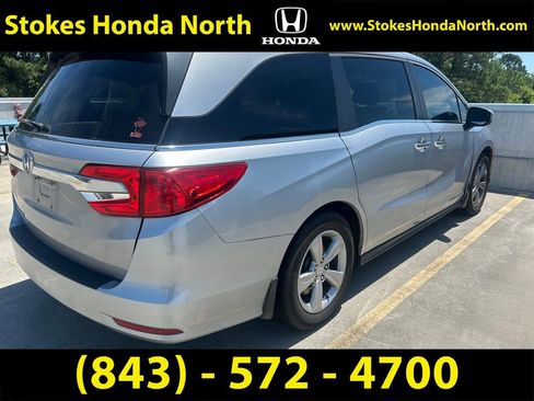 Used 2018 Honda Odyssey EX image 3