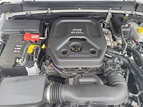 Used 2021 Jeep Wrangler Unlimited Sport image 28