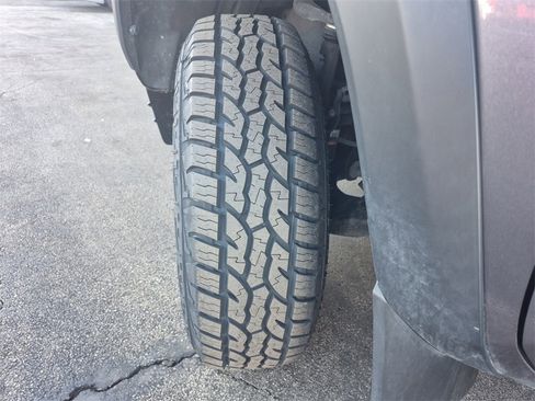 Used 2022 Toyota Tacoma SR image 24