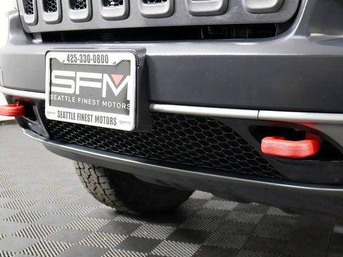 Used 2016 Jeep Cherokee Trailhawk w/ Comfort/Convenience Group AWD/4WD image 21